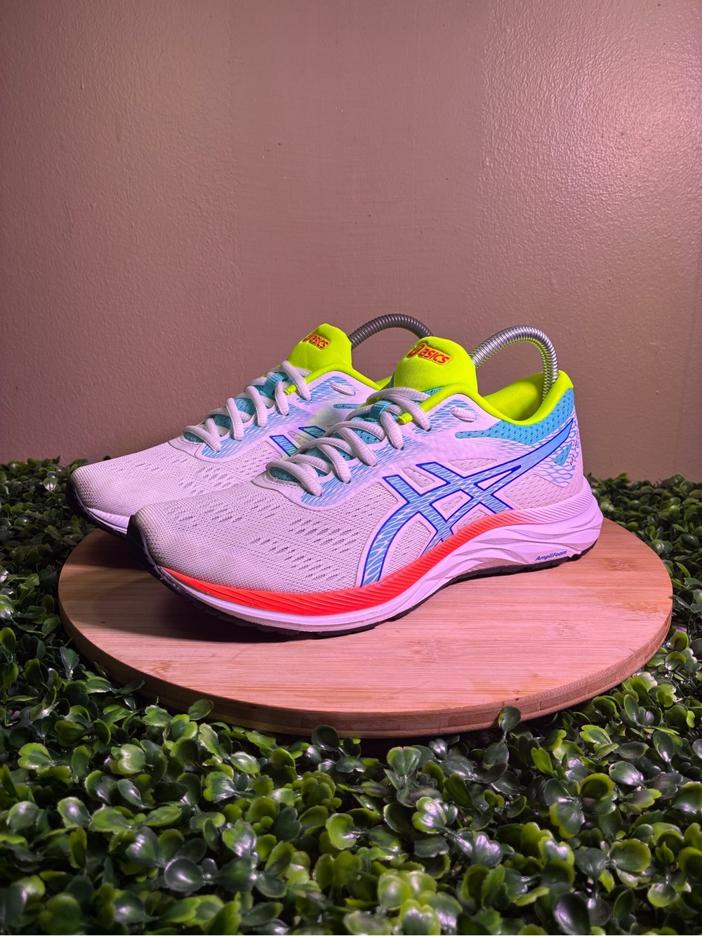 🔥 ASICS GEL-EXCITE 6 SP WHITE ORANGE NEON ATHLETIC RUNNING SHOES WMNS SZ 8.5 - Picture 2 of 9